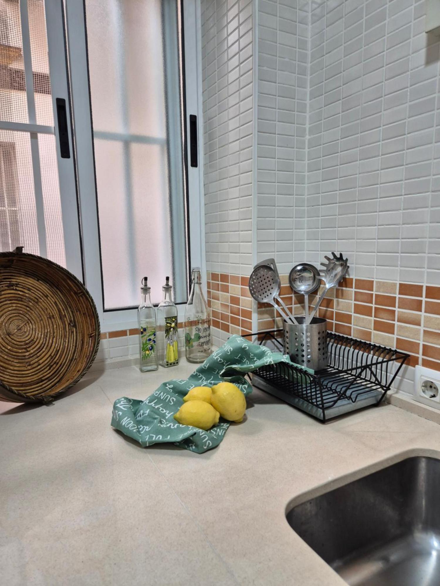 Hostfy Centro San Roman Севилья Экстерьер фото