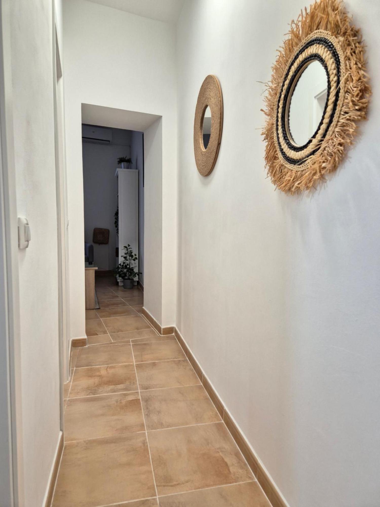 Hostfy Centro San Roman Севилья Экстерьер фото