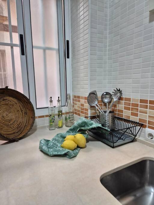 Hostfy Centro San Roman Севилья Экстерьер фото